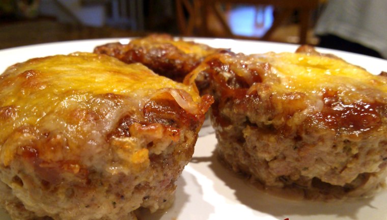 Cheddar barbecue mini meatloaf