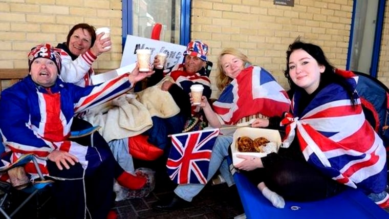 The crowd clearly appreciated the tasty treats.