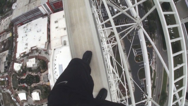 Nik Wallenda walks the Orlando Eye on TODAY