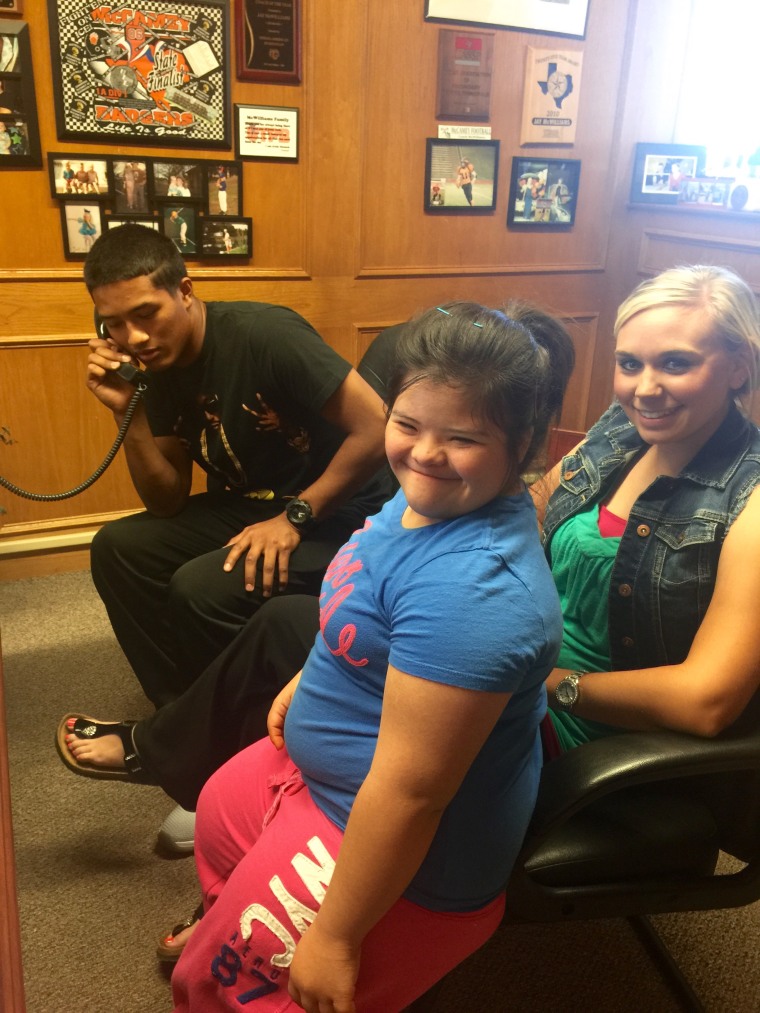 McCamey High School quarterback Adrian Alonzo, prom queen Cesyli Prieto and teacher Bridget Mitchell chat with TODAY.com about the events leading up to Prieto's eventful prom.