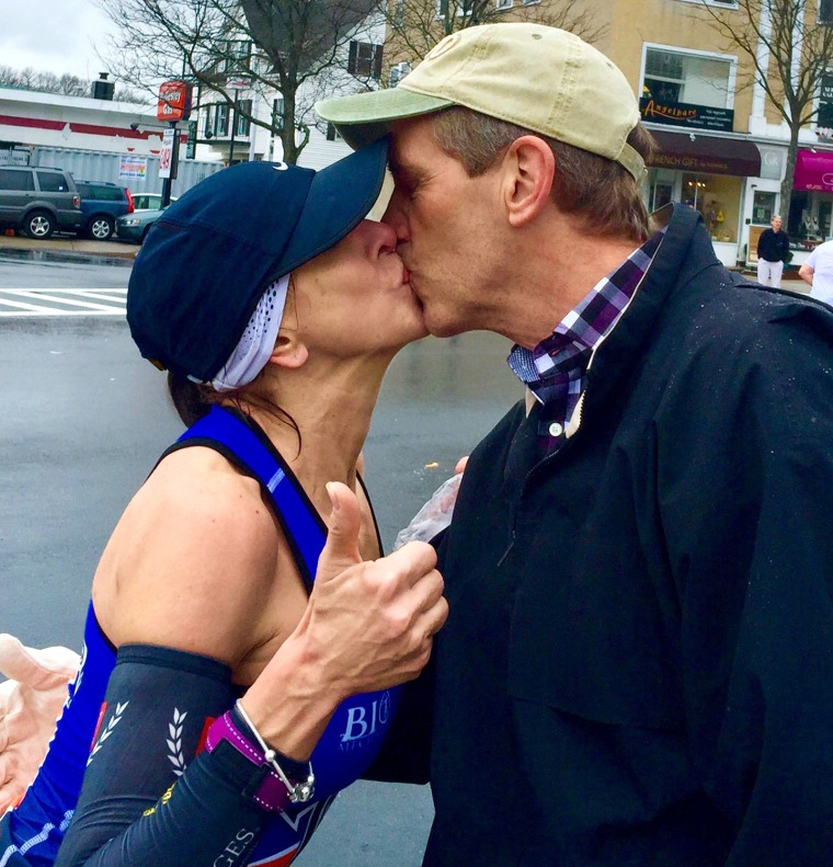 Boston Marathon runner searching for mystery man she kissed during the race