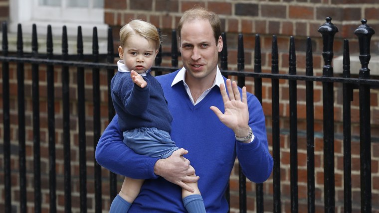 Prince George and William arrive to greet the new royal baby