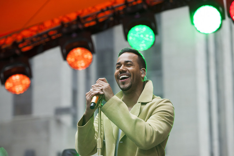 Image: Romeo Santos performing on the TODAY show
