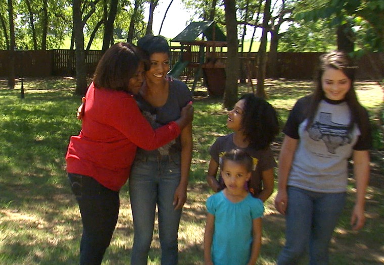 Tamron Hall surprises her mom for Mother's Day