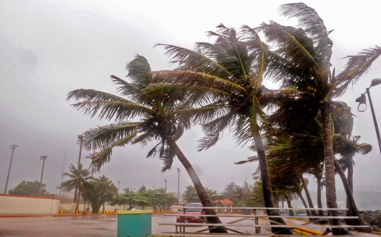 Image: Guam prepares for typhoon