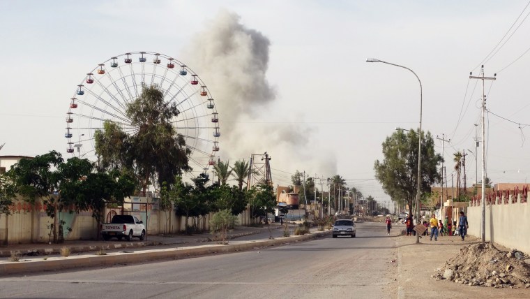 Image: Smoke rises after an airstrike by the U.S.-led coalition on Islamic State group positions in an eastern neighborhood of Ramadi