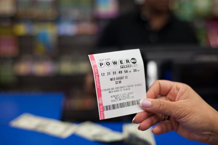 Image: Powerball lottery in New York City