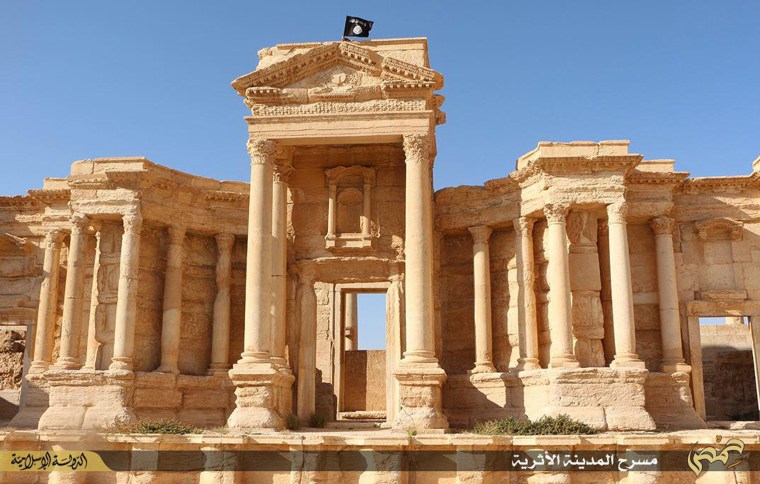 Image: TOPSHOTS-SYRIA-CONFLICT-PALMYRA-IS