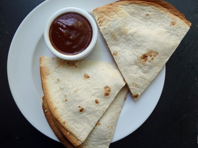 Quesadilla with barbecue sauce