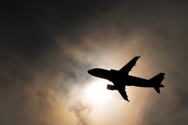 Image: Curbing Airplane Emissions