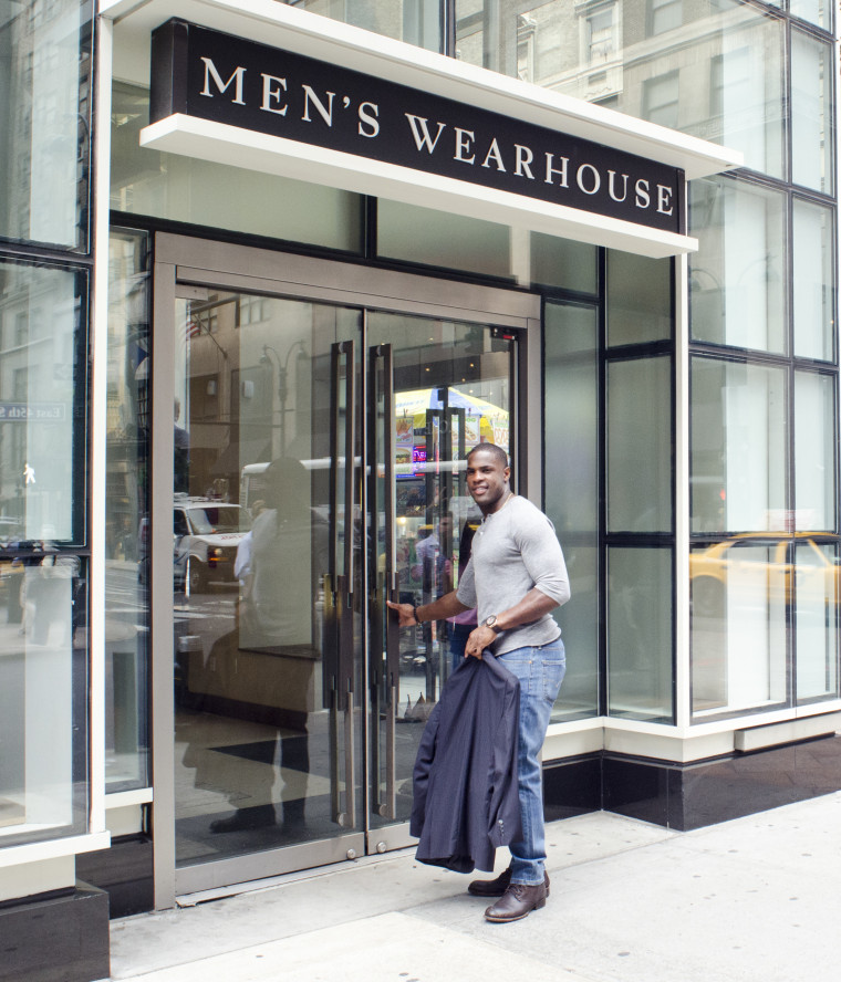 NFL player DeMarco Murray partnered with Men's Wearhouse to promote the company's eighth annual suit drive.