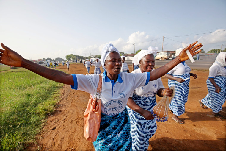 Image: End of deadly ebola outbreak in Liberia