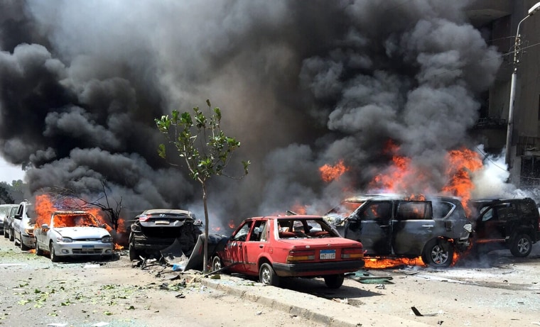 Image: Bombing targets convoy of Egyptian state prosecutor Hisham Barakat