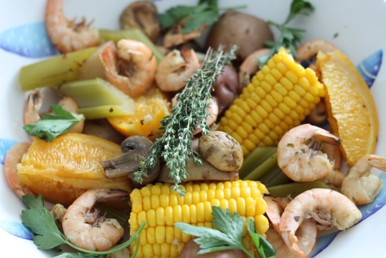 Shrimp boil with vegetables