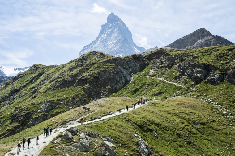 Image: Renovated Hoernlihuette to reopen on 150th Matterhorn anniversary