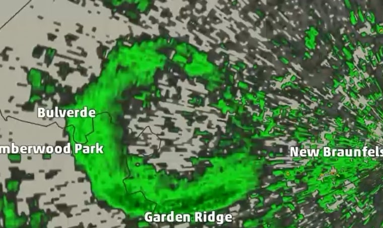 IMAGE: Bats reflected on radar in south central Texas