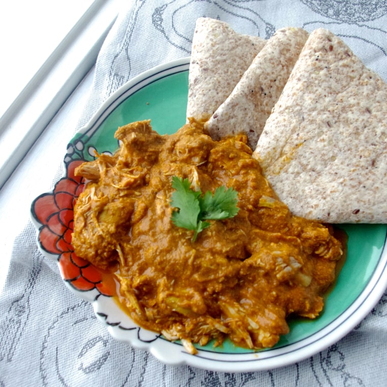 Low-calorie slow-cooker butter chicken