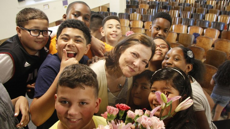 Elementary School Choir Sings 'I'm Gonna Love You Through It' to Teacher With Cancer: Watch