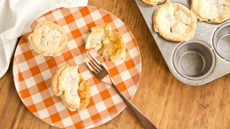 Muffin Tin Fruit Pies