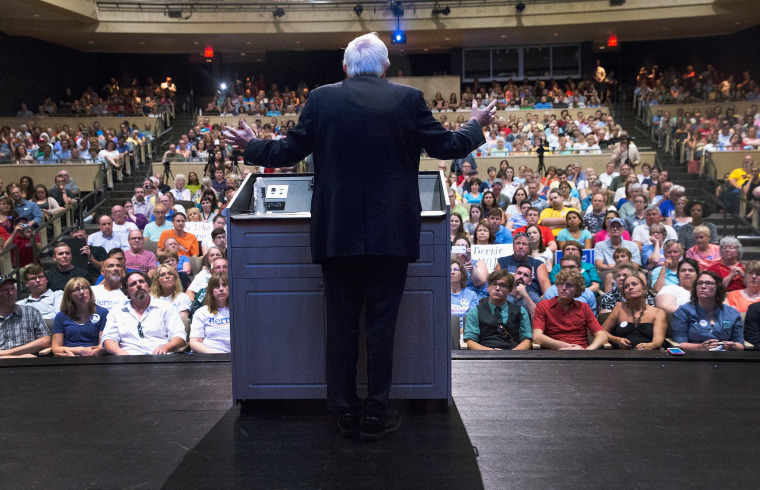 Image: *** BESTPIX *** Bernie Sanders Holds Town Hall Meeting In Iowa