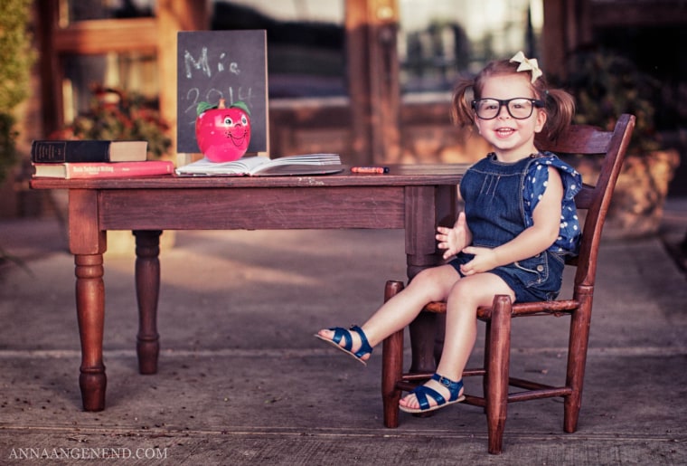Back-to-school photo of little girl