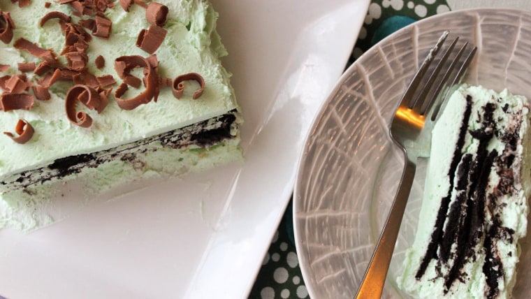 Chocolate mint icebox cake with 7 ingredients