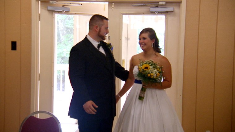 Amnesiac bride gets second wedding to remember