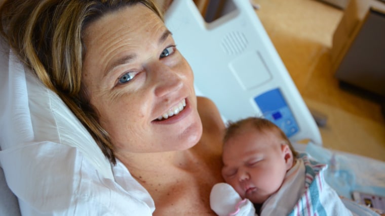 Savannah Guthrie's "no makeup" photo announcing the birth of her daughter Vale