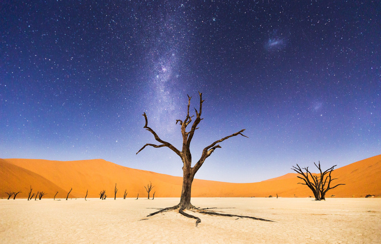 A Night At Deadvlei