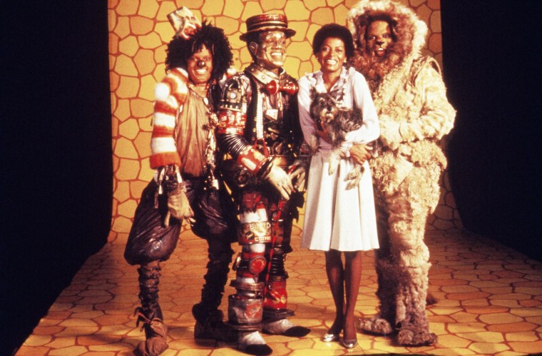 THE WIZ, from left: Michael Jackson, Nipsey Russell, Diana Ross, Ted Ross, 1978