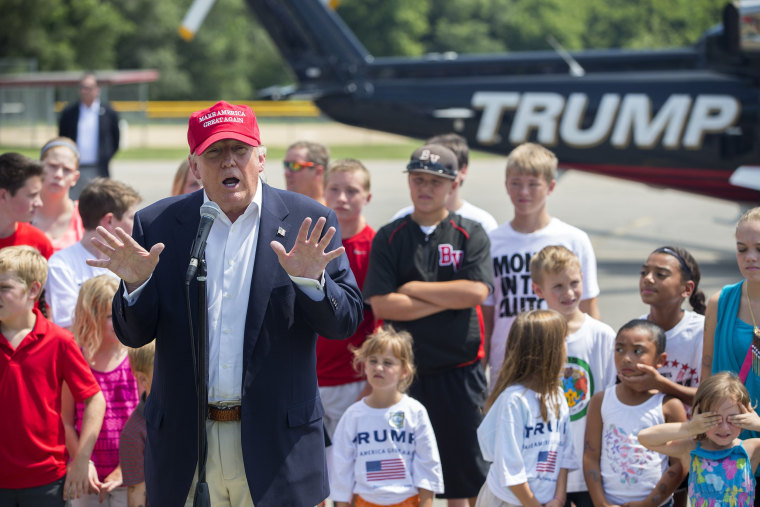 Image: GOP Presidential Candidate Donald Trump Arrives In Iowa To Campaign At State Fair