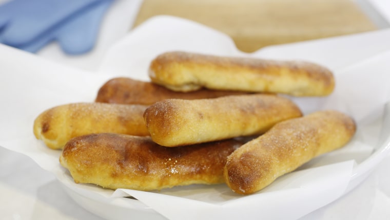 TODAY Show: Brandi Milloy makes a homemade version of Olive Garden’s famous breadsticks. – August 11, 2015