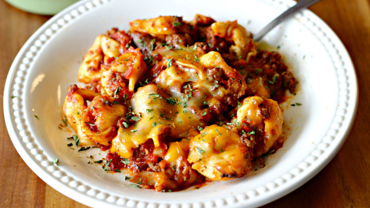 Slow-Cooker Cheesy Tortellini recipe