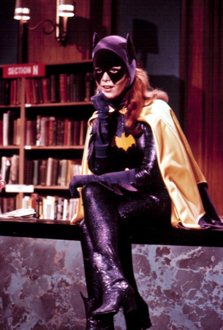 Yvonne Craig  Yvonne craig, Craig, Batgirl