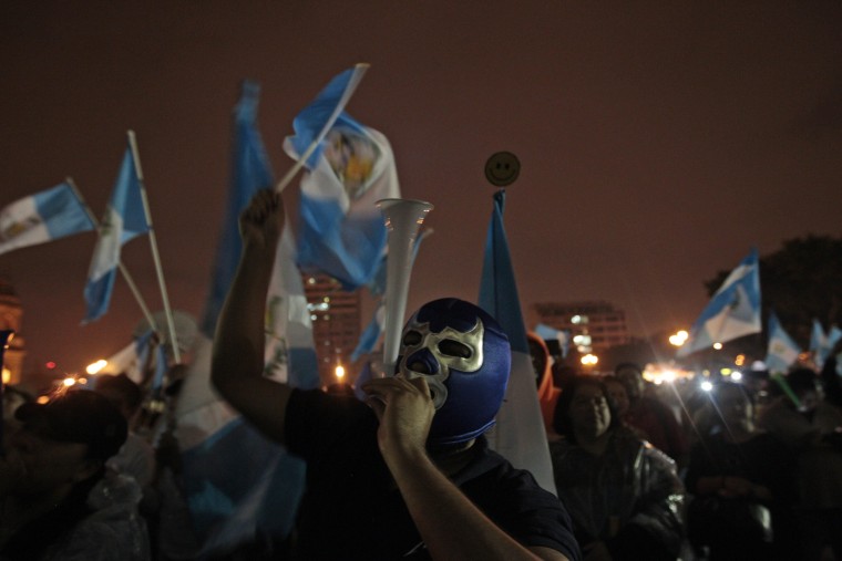 Image: Guatemalans celebrate loss of inmunity of President Otto Perez Molina