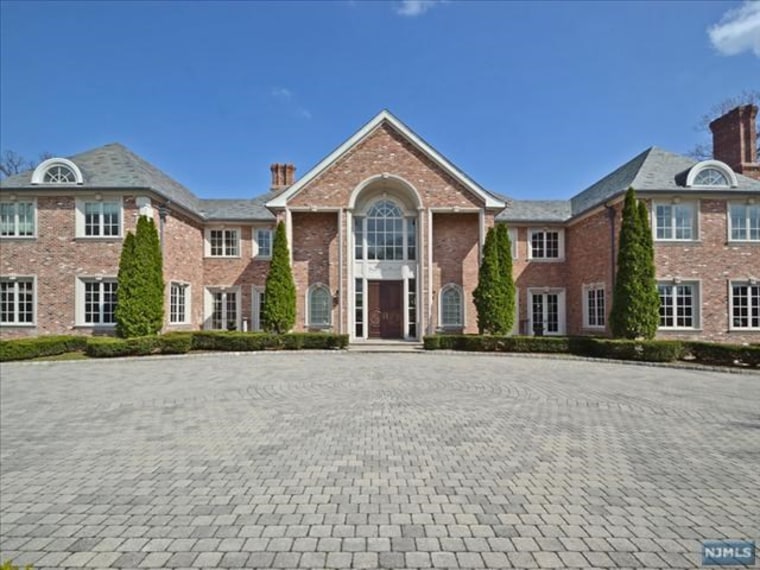 Tracy Morgan buys colonial home in New Jersey