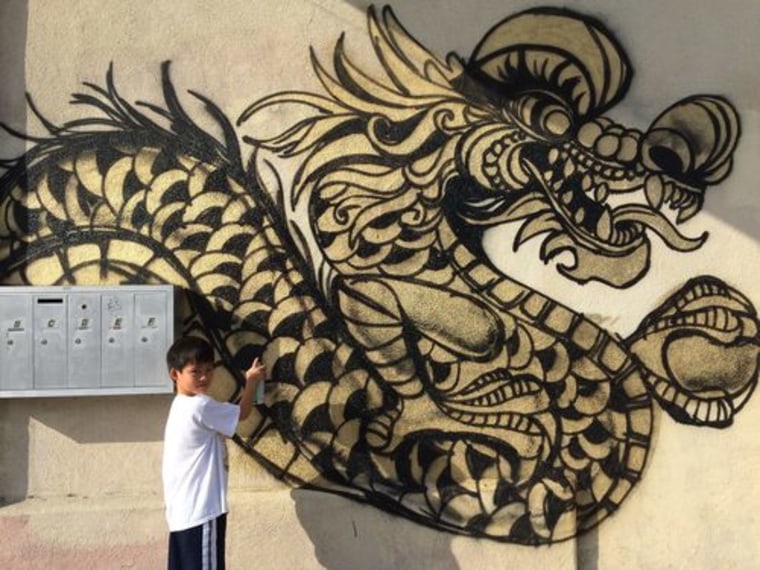 Part beautification project, part community organizing, part youth service project, Dragon School brings together young people, business owners, and community members to reclaim Oakland’s Chinatown and to build community pride.