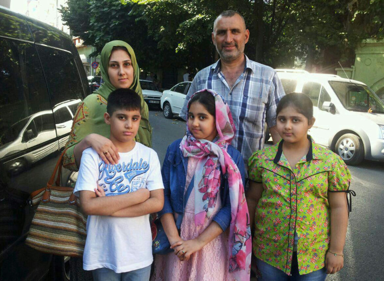 Image: The family of Zainab Abbas Abdullah and Ahmed Hadi Jawad