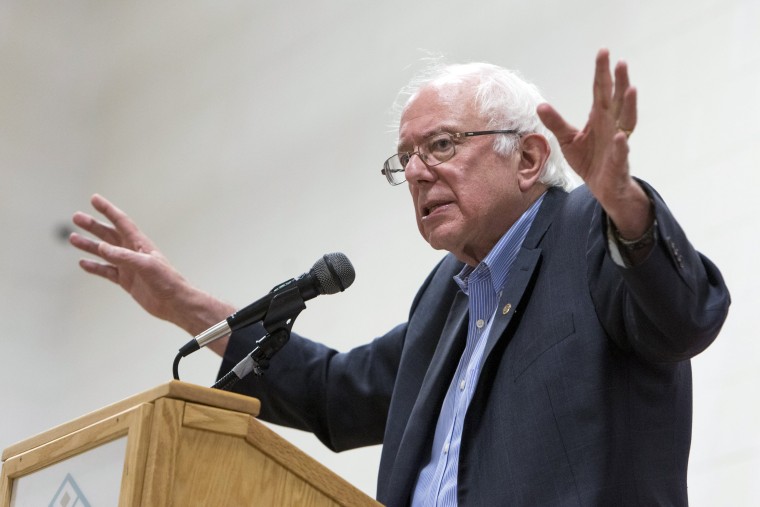 Image: U.S. Democratic presidential candidate Senator Sanders talks to tribal members of the Sac and Fox Tribe of the Mississippi in Iowa/Meskwaki Nation during a campaign event at the Meskwaki Nation Settlement near Tama, Iowa