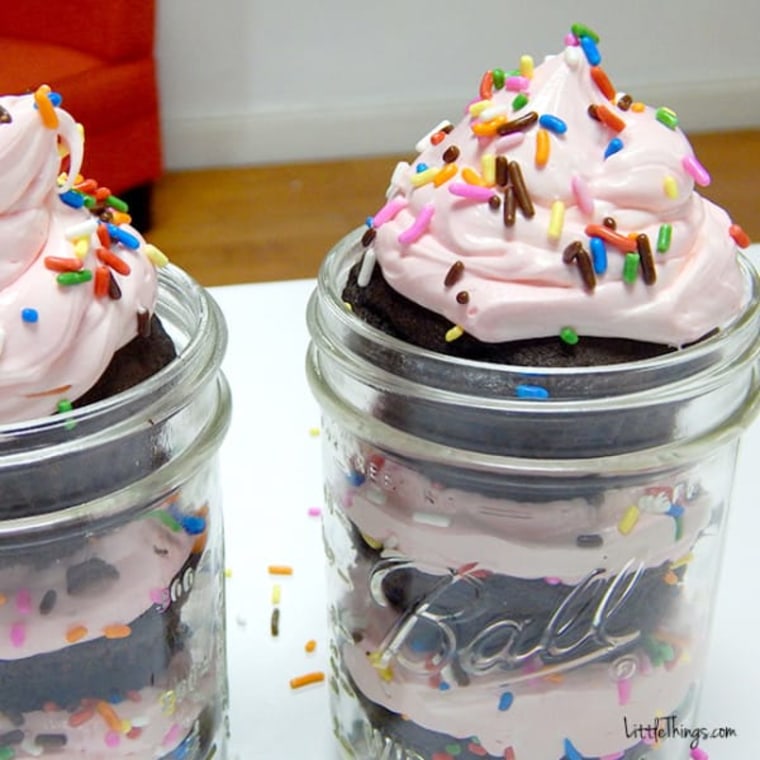 Mason jar cupcakes