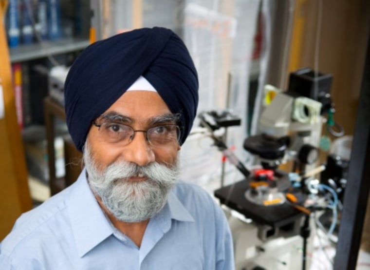 Dr. Satpal Singh, survivor of 1984 religious anti-Sikh violence in India and a CUNY Buffalo School of Medicine professor, will pray with Pope Francis at the National September 11 Memorial and Museum on Friday, September 25.