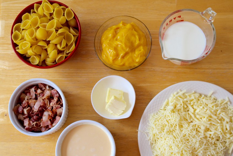 Slow-Cooker Bacon Mac and Cheese Ingredients