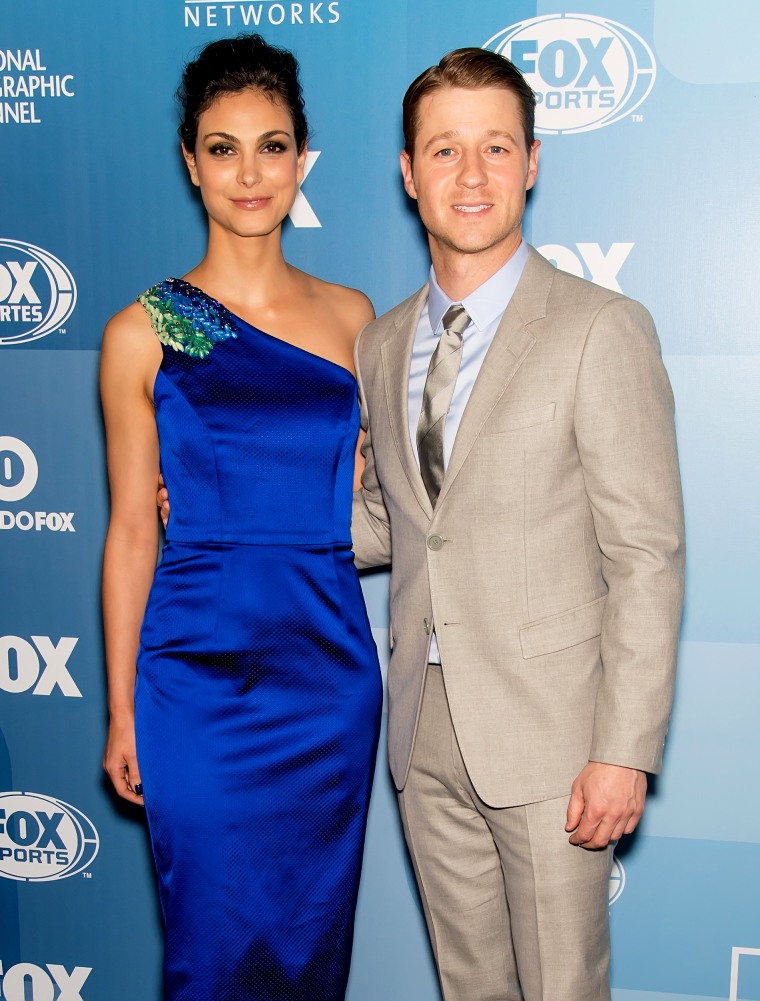 Morena Baccarin and Benjamin McKenzie