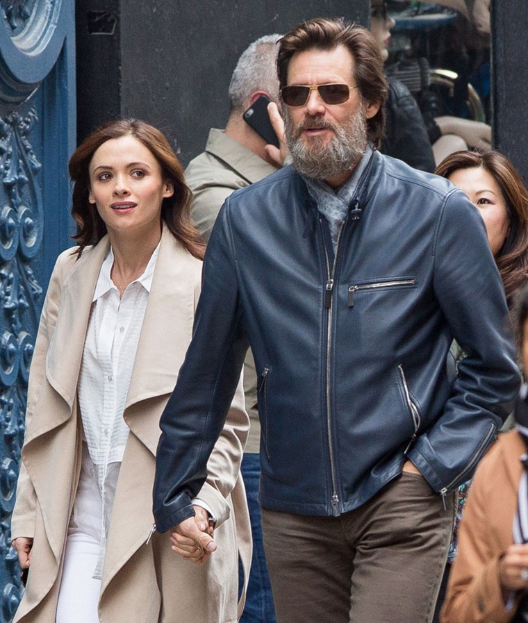 Jim Carrey, Cathriona White.