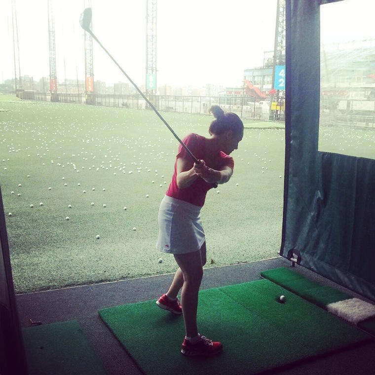 Caitlin Kiernan spends time golfing at Chelsea Piers after her reconstruction.