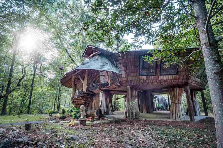 Mississippi treehouse that just sold