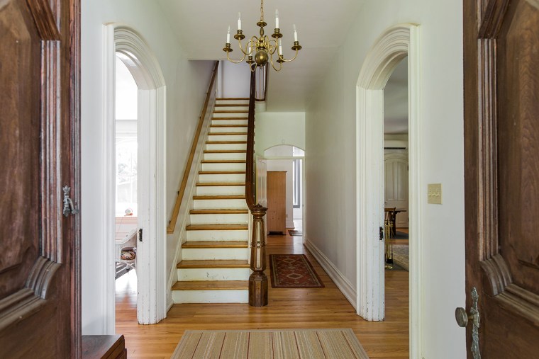 Throwback! Look inside this 135-year-old Gothic home