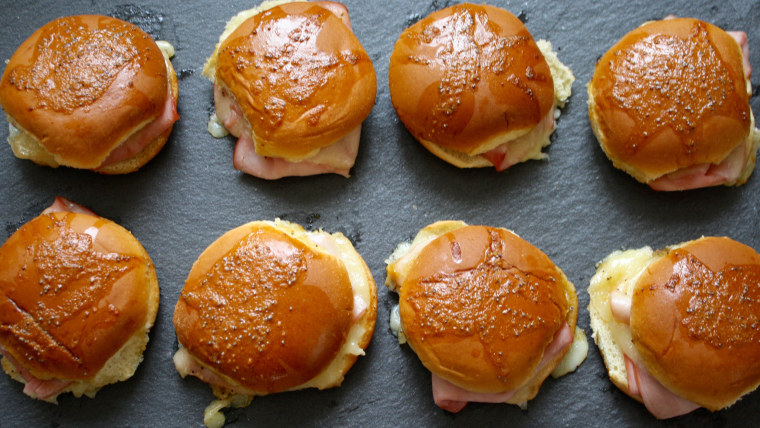 Ham and cheese sliders with mustard sauce