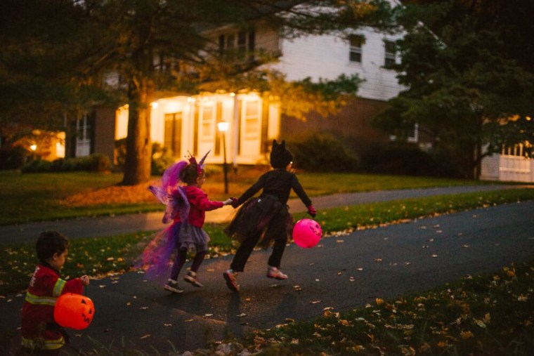 "Watch for upcoming pockets of lights along the sidewalk, street, or as they approach the porch light - these are great opportunities to add drama and dimension to those nighttime photos," says Wilkerson.