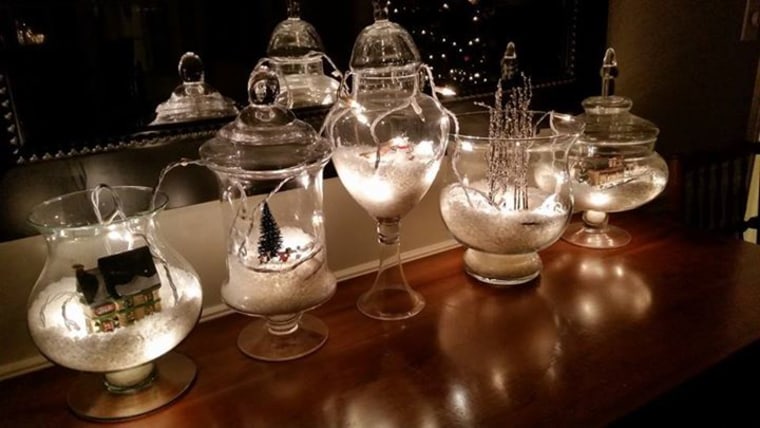 Glass-jar snow globes